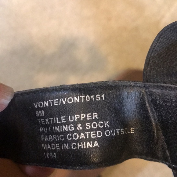 STEVE MADDEN Vonte Black Stretch Fabric Sandals-with Brown Heel-Size 9M - Picture 7 of 8